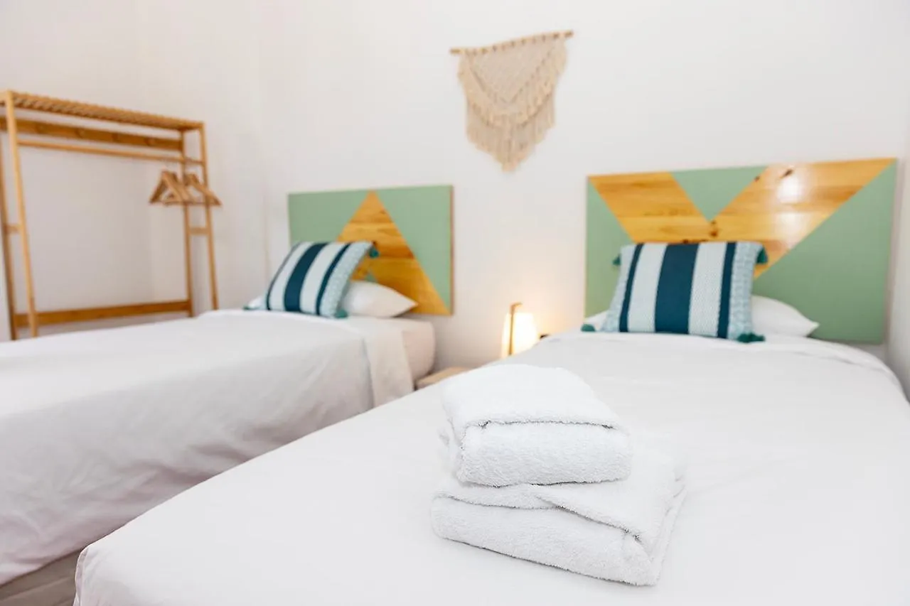 Artistic Beachfront Apartment Radazul 0*,