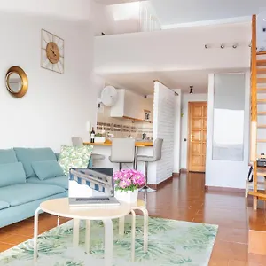 https://radazul-marina-seafront-12.in-canary-islands.com